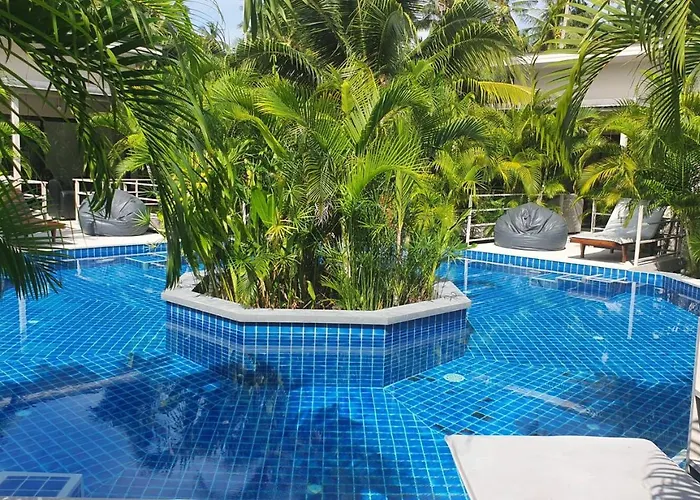 Coconutspalm Resort